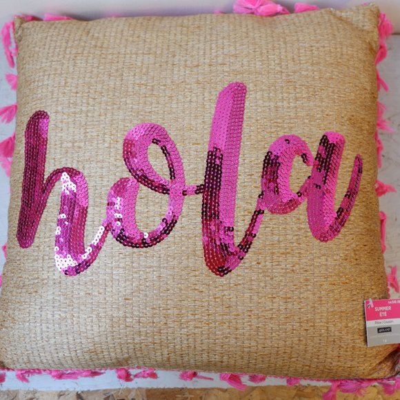 Decorative Straw Pillow - NWT - Picture 1 of 5